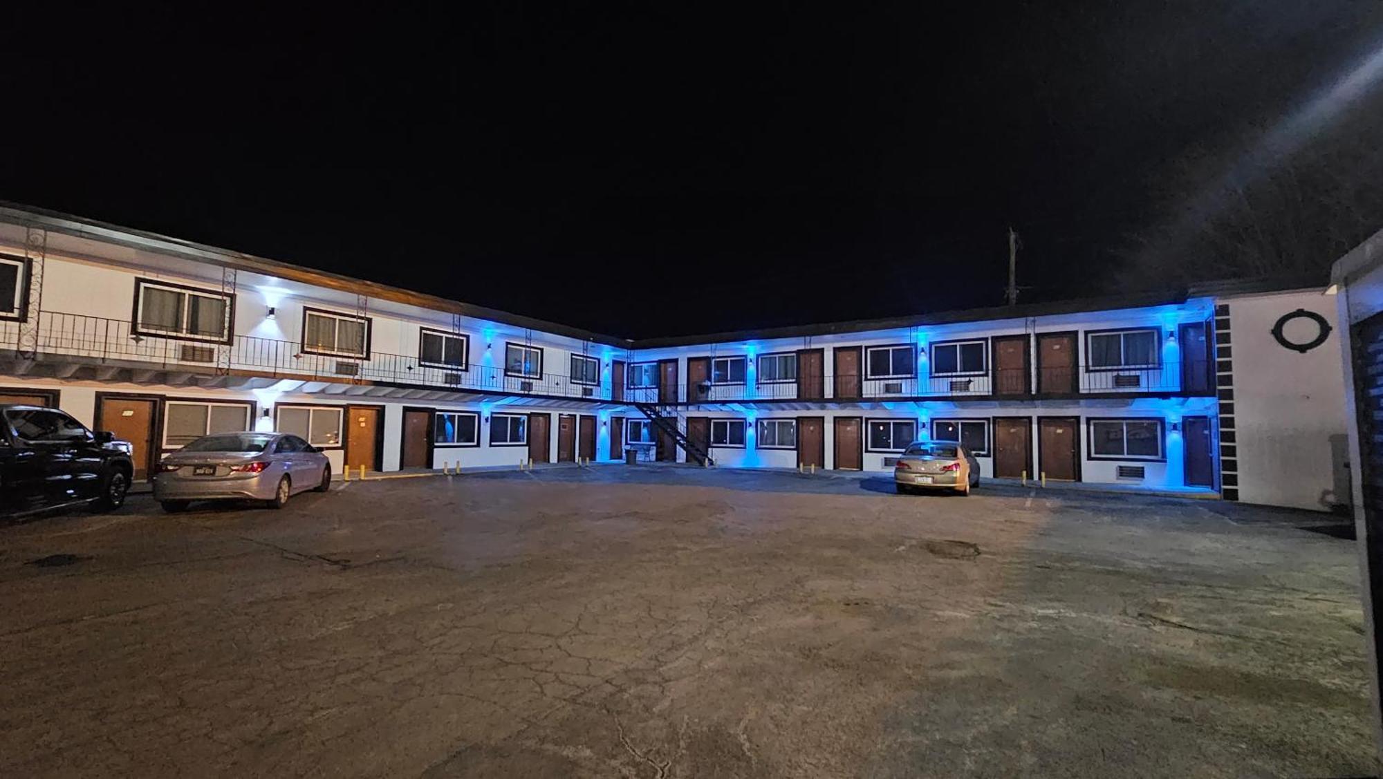 Broadway Inn Council Bluffs Dış mekan fotoğraf